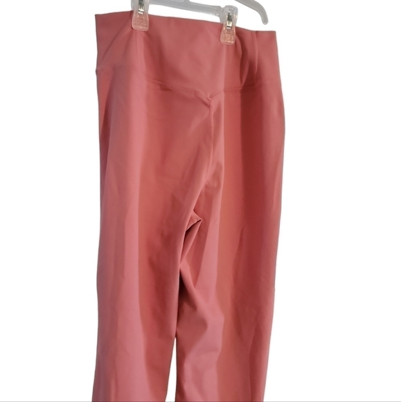 Rose colored lounge pants size medium NWOT - Picture 7 of 10